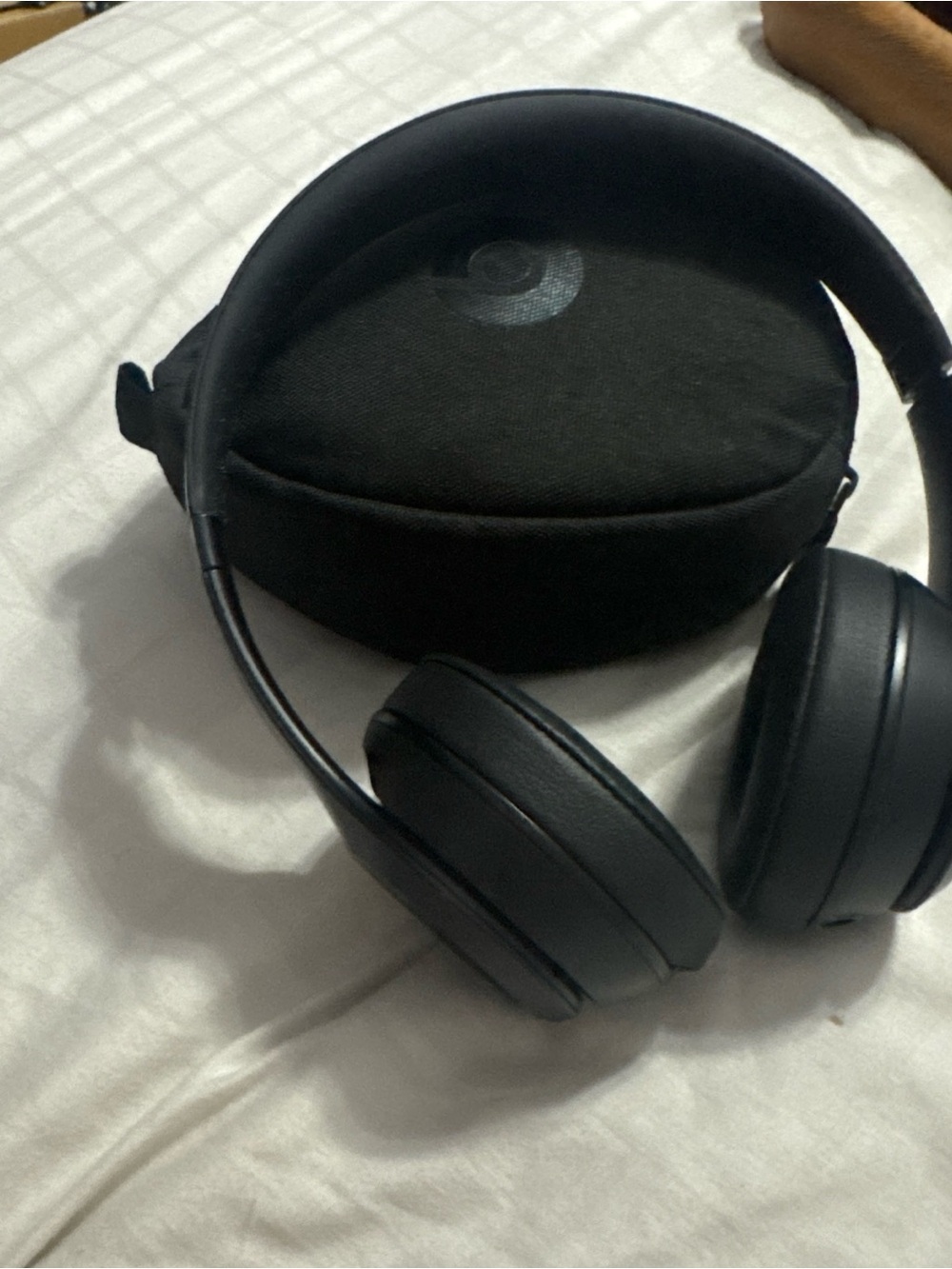 Beats by Dr. Dre Beats Solo3 Wireless On-Ear Headphones - Matte Black